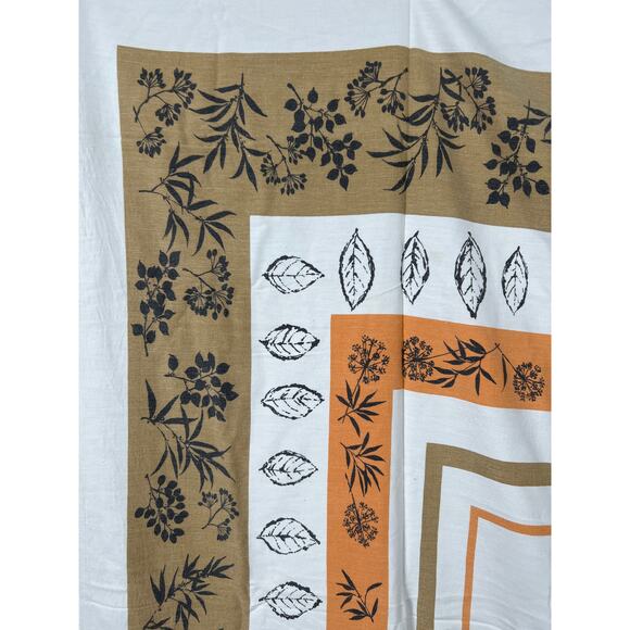 Vintage Cotton Tablecloth Mid Century Leaf Print Red Orange 56x52 - Picture 5 of 5